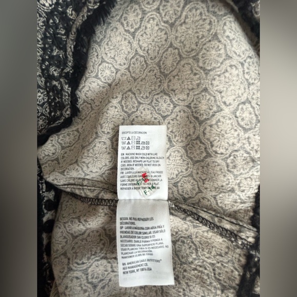 American Eagle Fringe Black White Embroidered Boho Romper Sz M Spaghetti Strap - Picture 12 of 12